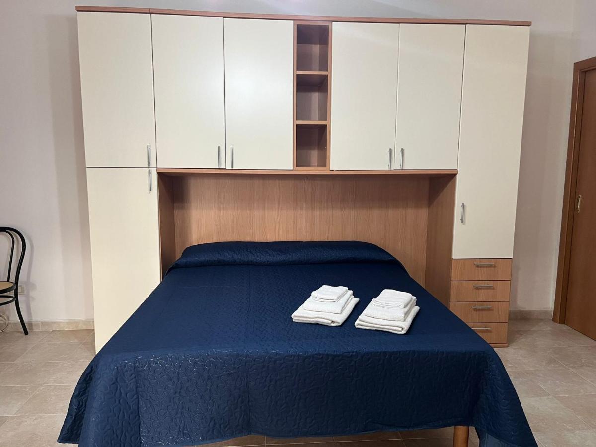 B&B Dionigi Crotone Exteriör bild